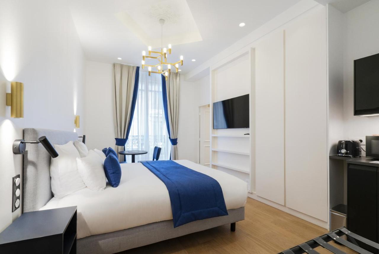Vestay Montaigne Parigi Esterno foto