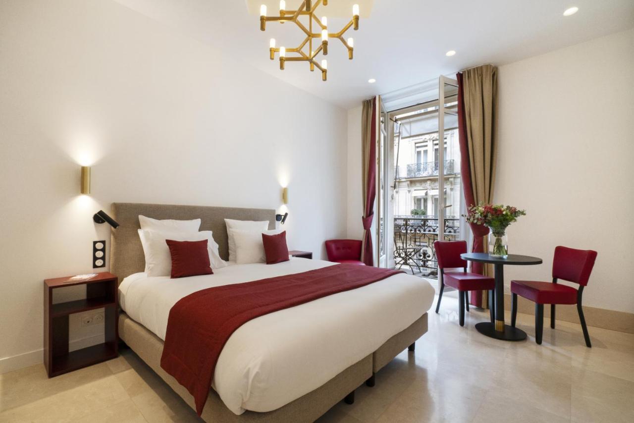 Vestay Montaigne Parigi Esterno foto